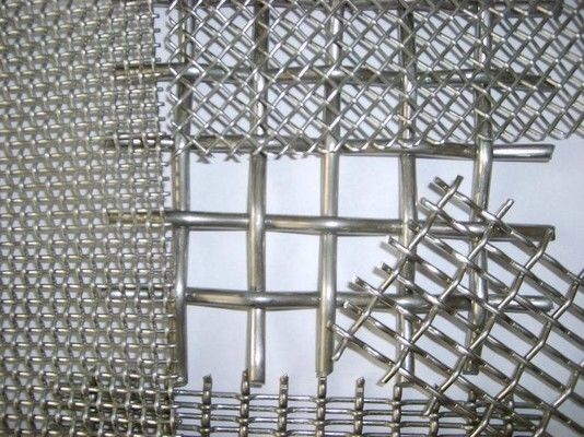 Galvanized Iron Crimped Woven Metal Wire Mesh Pvc Coated Durable For Fence Panel
