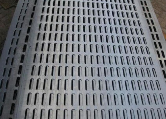 厚さ0.5mmから20mmまで 0.50mmから90mmの開口
